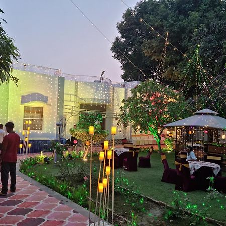 Harsh Villa Prayagraj Extérieur photo